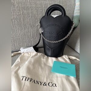 Viral Tiffany & Co Black Leather Return To Tiffany New York Bucket Bag
